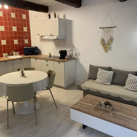 Maison De Village * 波尔蒂拉盖
